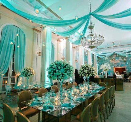 Decoración de salón en color turquesa