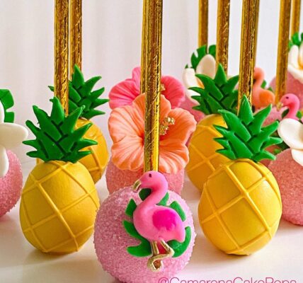 Cake pops con temática hawaiana para fiesta
