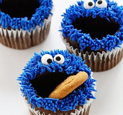 Cupcakes con decoración del monstruo come galletas