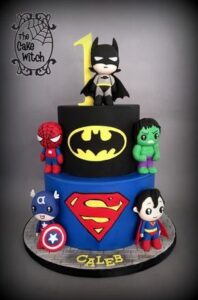 Diseños de pasteles para fiesta de superheroes